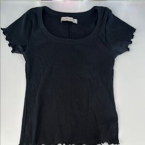 Abercrombie & Fitch Black Ruffled Fitted T-Shirt